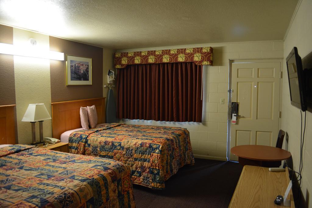 Great Western Inn Джанкшен Сити Экстерьер фото