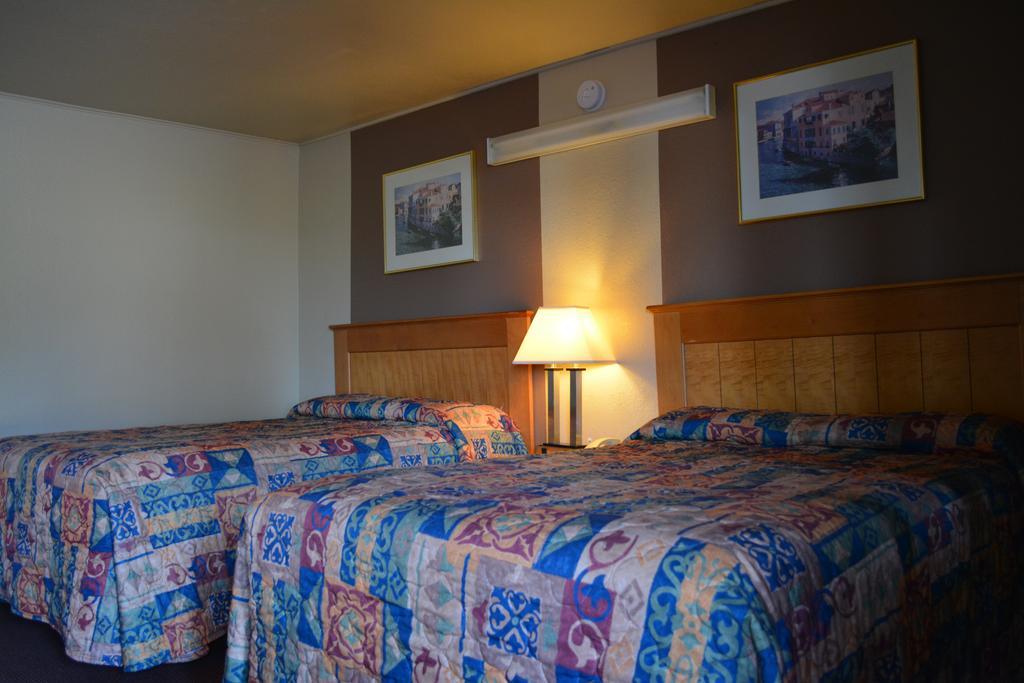 Great Western Inn Джанкшен Сити Экстерьер фото
